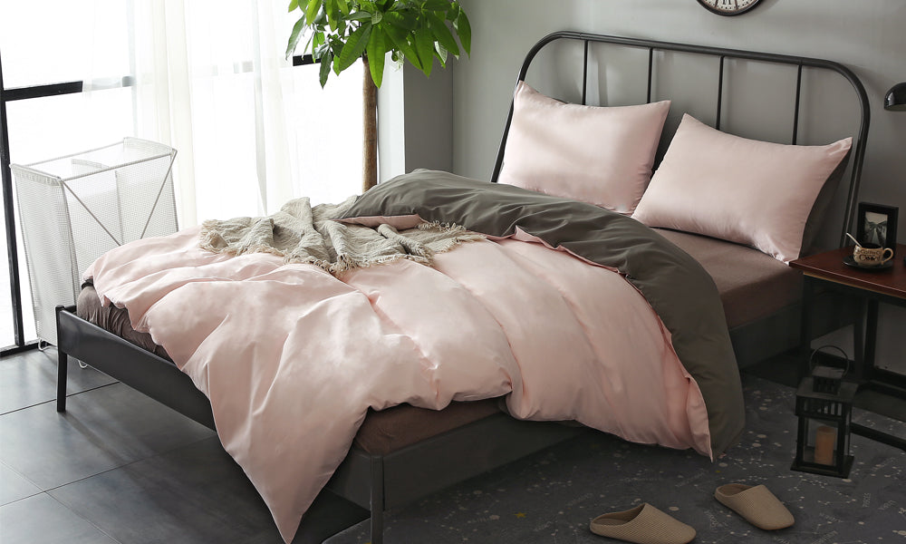 DreamZ 1000TC Microfibre Reversible Duvet Cover Pillow Case Set in Queen Size