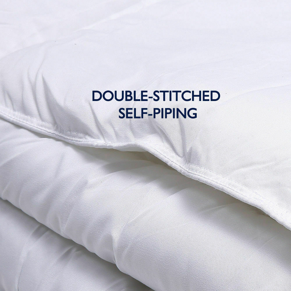 DreamZ All Season Microfiber Down Alternative Comforter Quilt in Queen Size