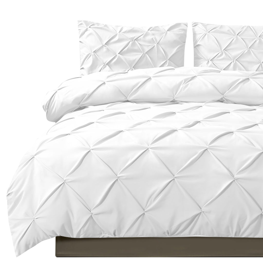 DreamZ Diamond Pintuck Duvet Cover Pillow Case Set in UK Size in White