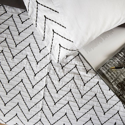 White Morocco Embroidered Queen Quilt Cover Set by Ardor
