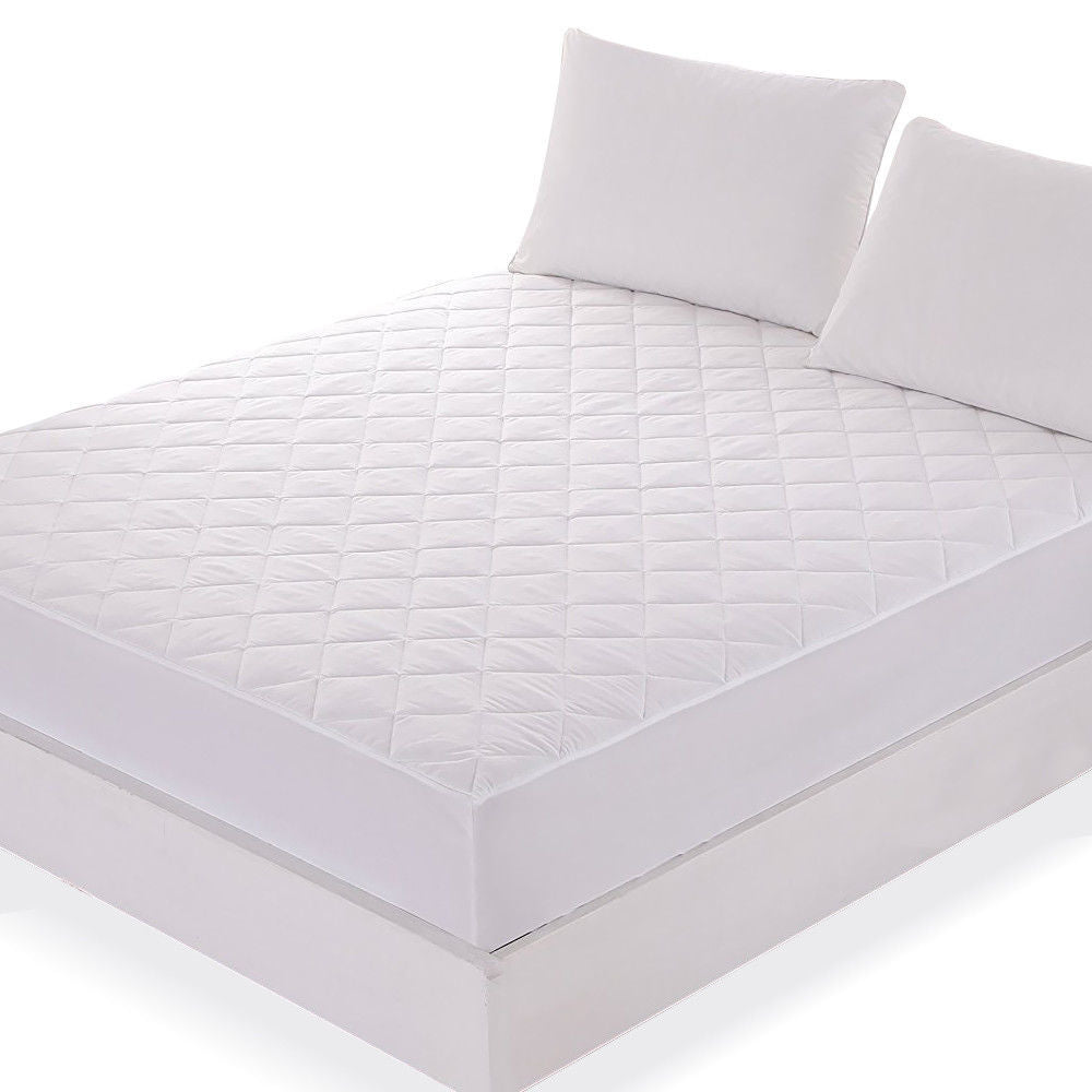 DreamZ Fully Fitted Waterproof Microfiber Mattress Protector in Queen Size